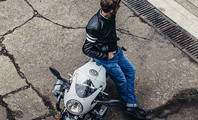 MOTORCYCLE JEANS & MOTORCYCLE LEGGING